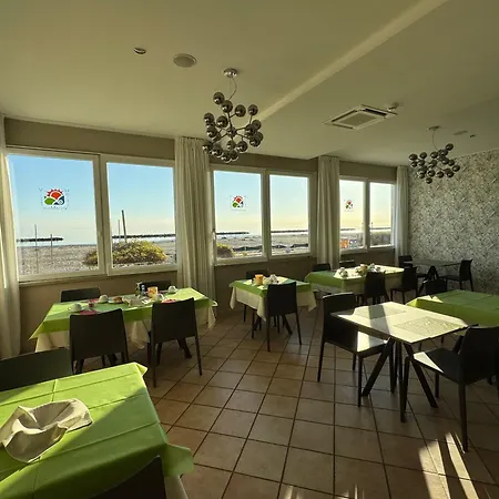 Vistamare Viserba 2*