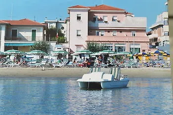 Hotel Vistamare Viserba Rímini