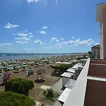 Vistamare Viserba 2*