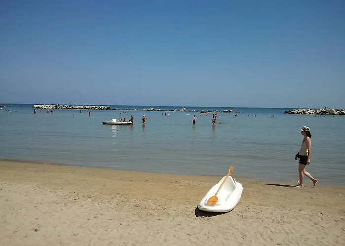 Hotel Vistamare Viserba 2*