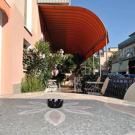 Szálloda Vistamare Viserba 2*